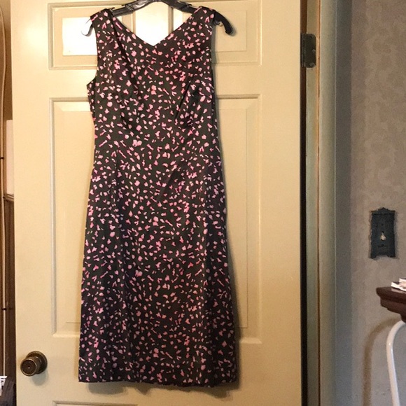 GORGEOUS Sexy Silk Fitted Dress. PIX.   NWOT - Picture 3 of 7